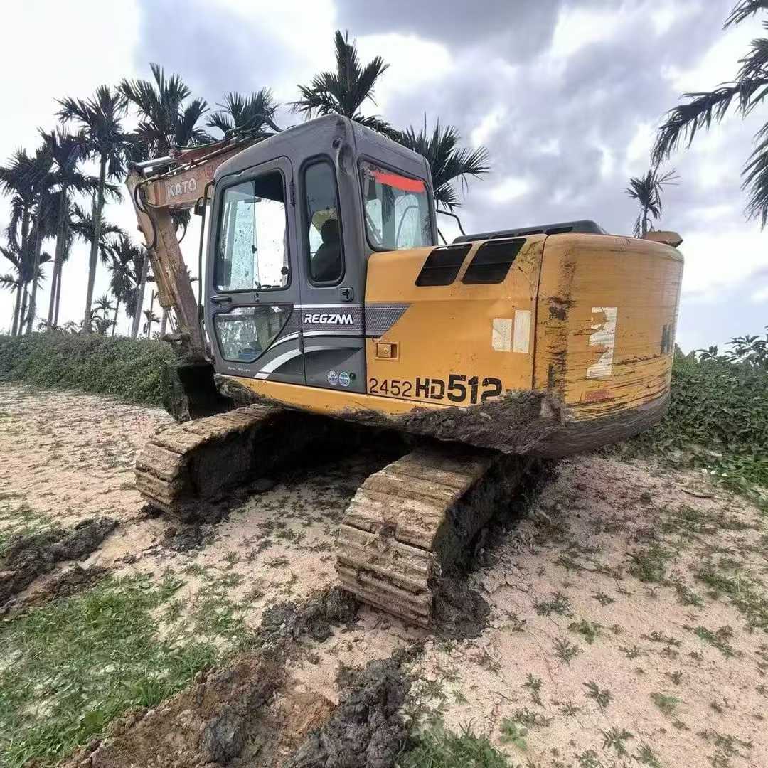 Buy Kato HD512V Used Excavator / 5