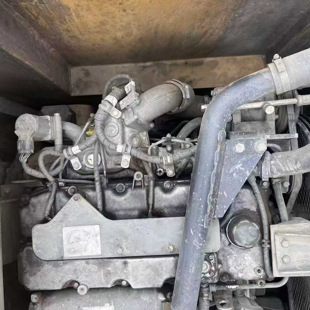 Buy Kato HD512V Used Excavator / 2