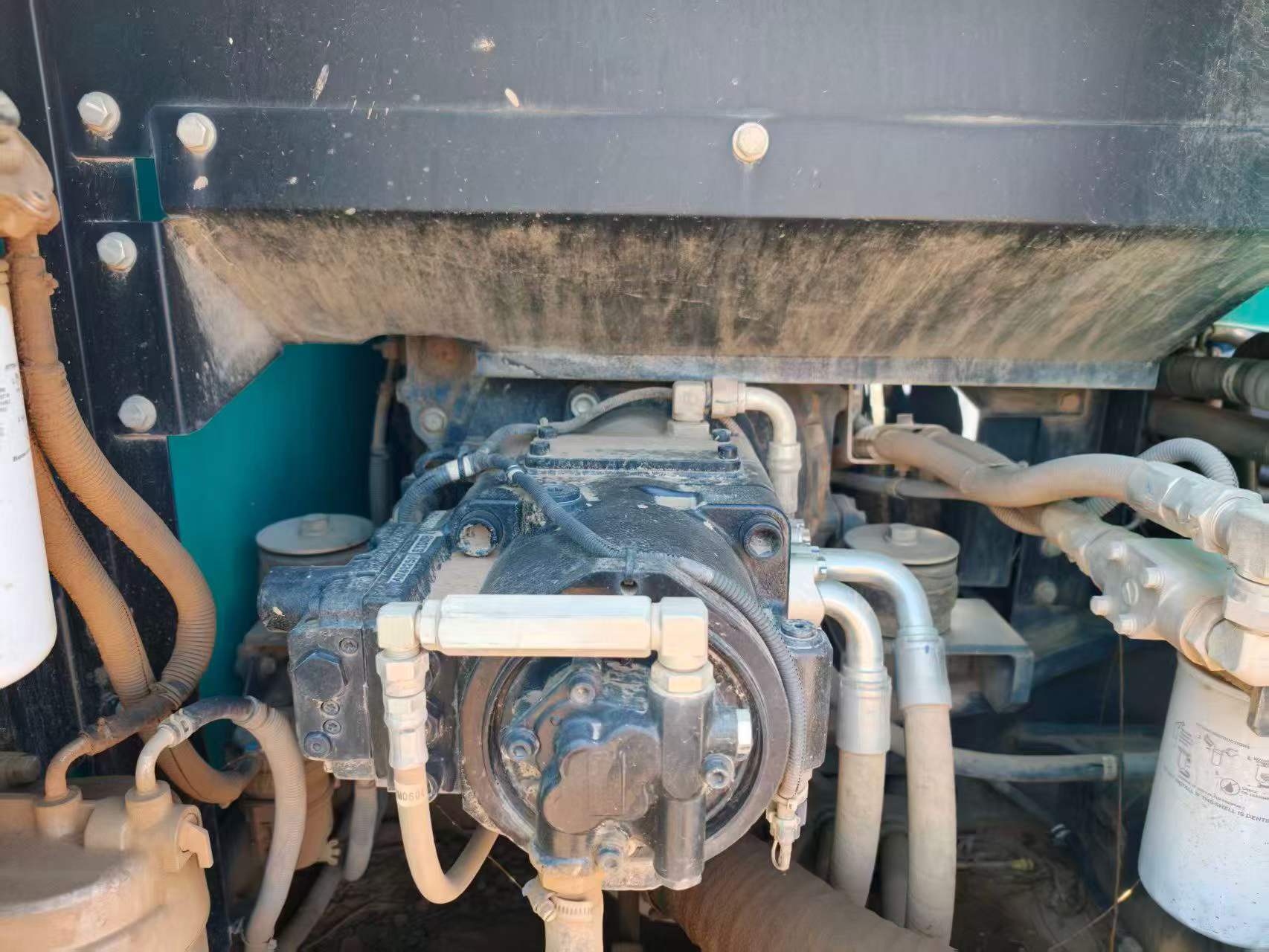 Buy Kobelco SK210 Used Excavator / 3