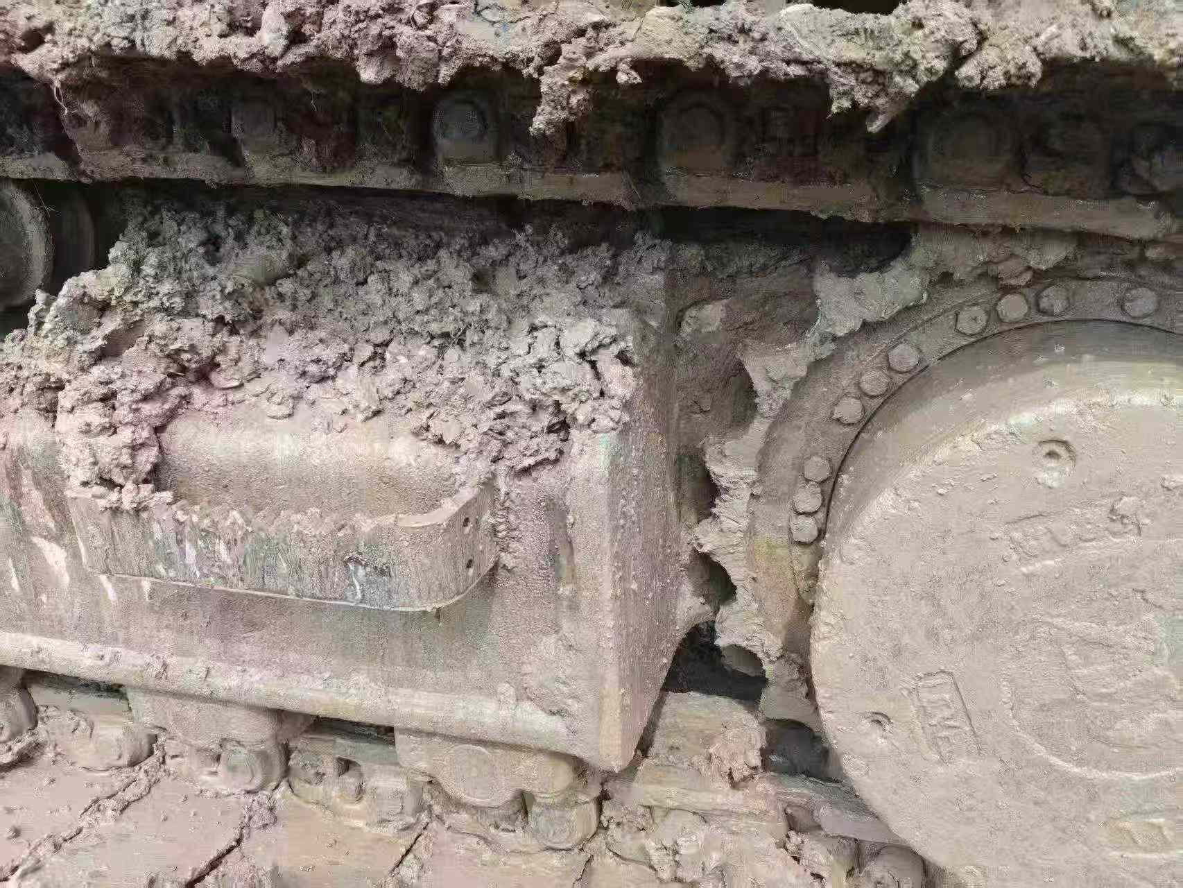 Compre Escavadeira Hyundai R215-7 Usada / 9