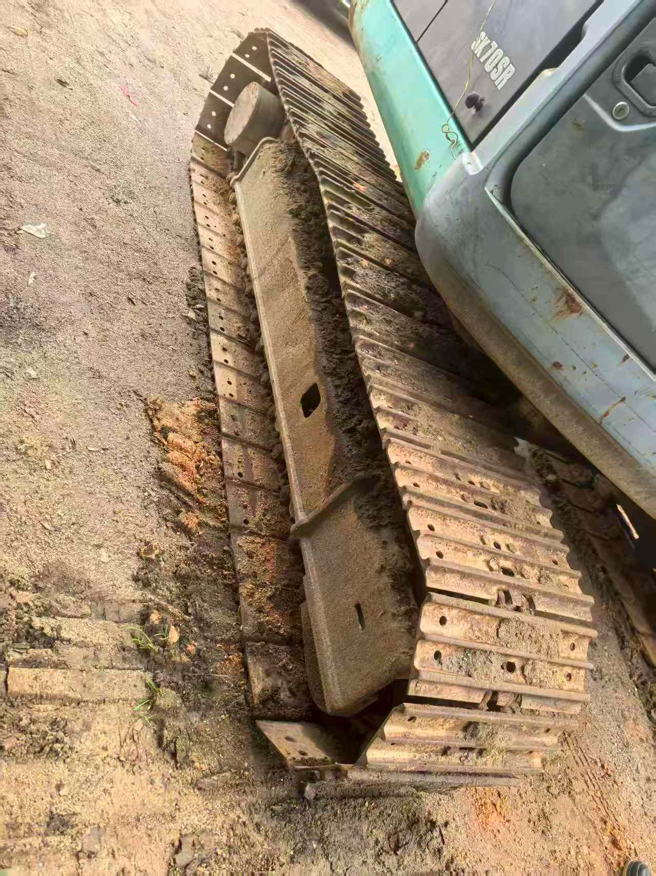 Buy Kobelco SK70 Used Excavator / 9