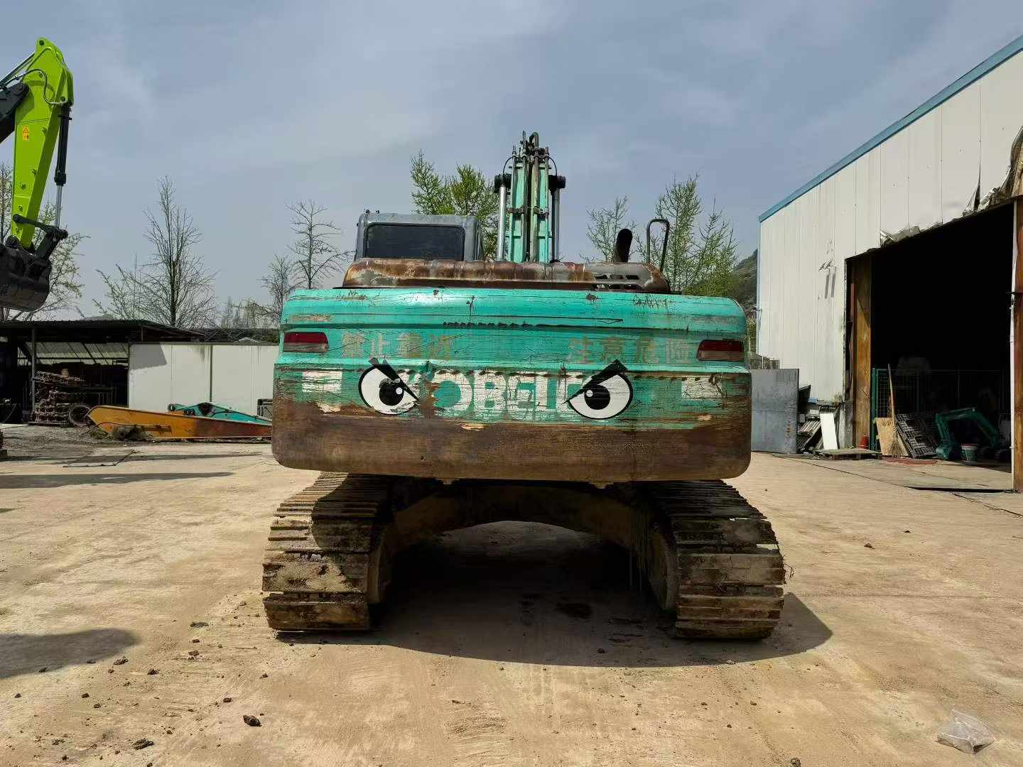 Buy Kobelco SK200-8 Used Excavator / 2