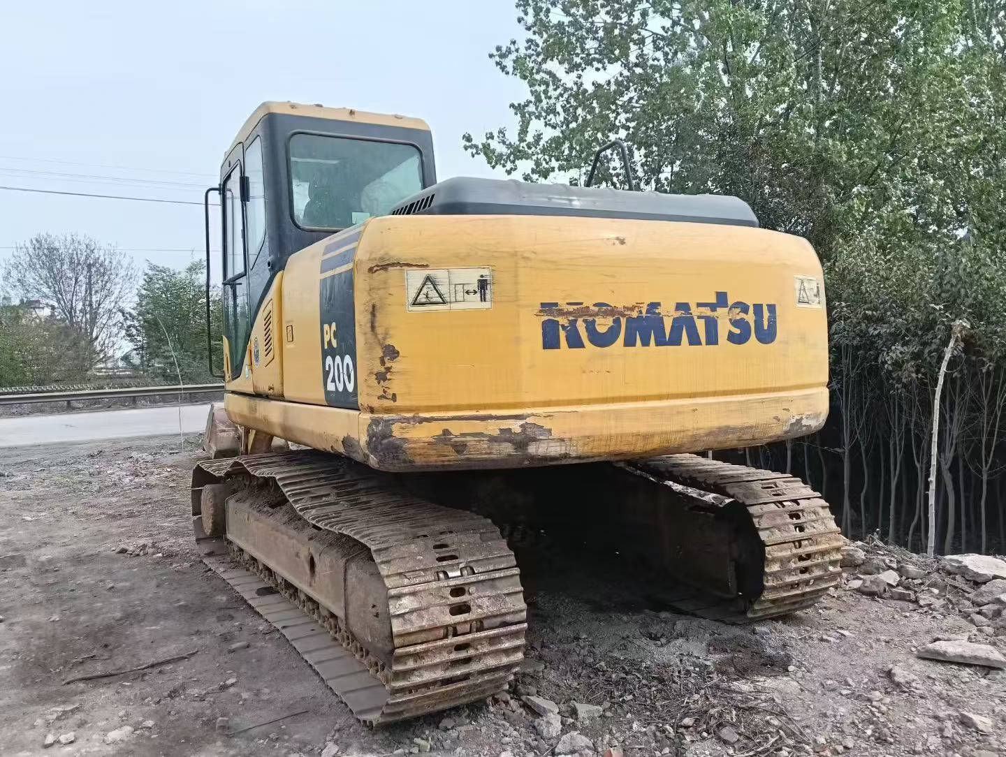 Buy Komatsu PC160-6 Used Excavator / 4 Buy Komatsu PC160-6 Used Excavator / 4