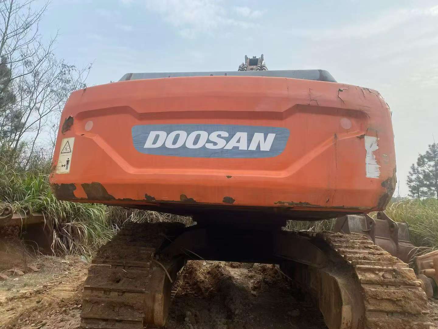Buy Doosan DX520LC Used Excavator / 2 Buy Doosan DX520LC Used Excavator / 2