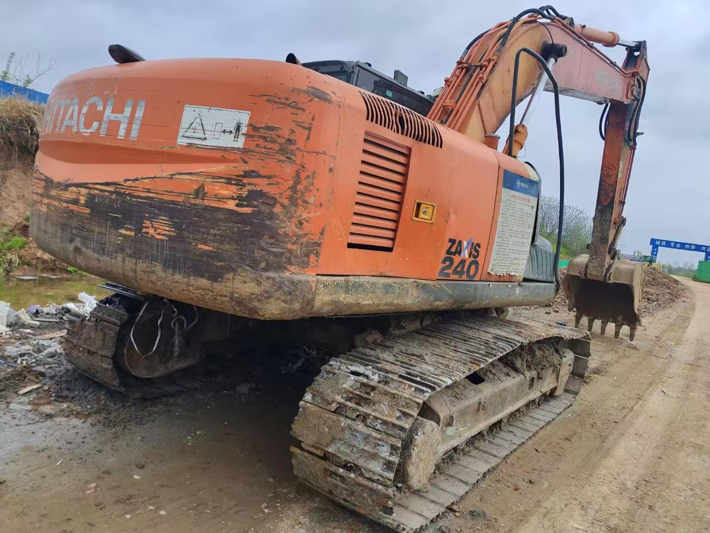 Buy Hitachi EX210 Used Excavator / 4