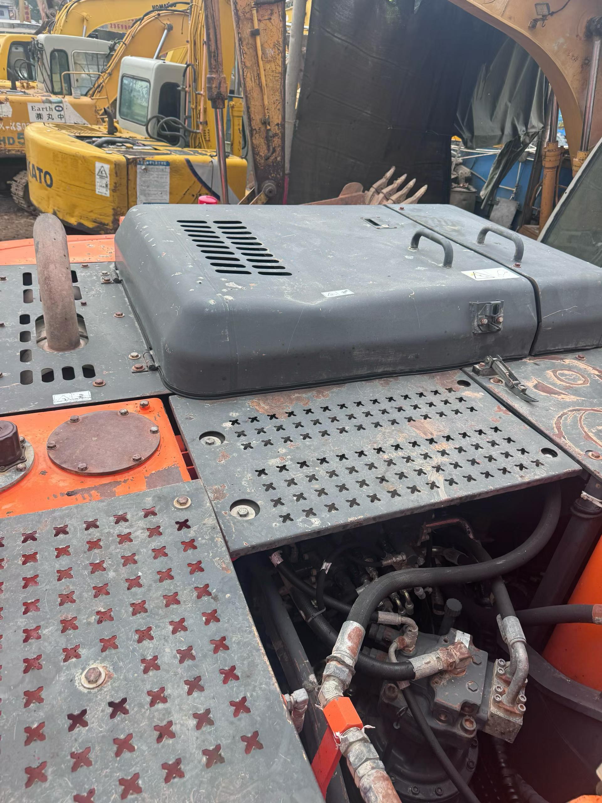 Buy Doosan DX215-9C Used Excavator / 5