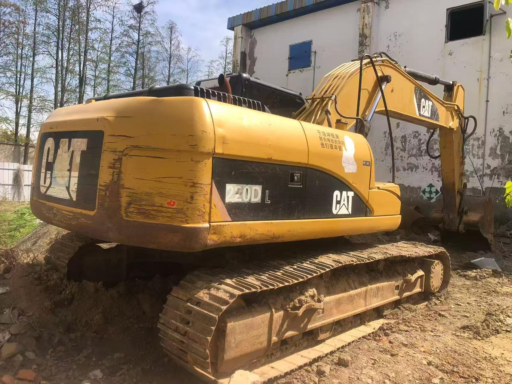 Buy Caterpillar 320D Used Excavator / 4