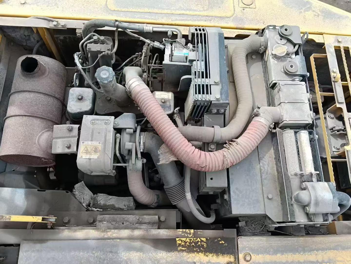 Buy Komatsu PC160-6 Used Excavator / 6 Buy Komatsu PC160-6 Used Excavator / 6