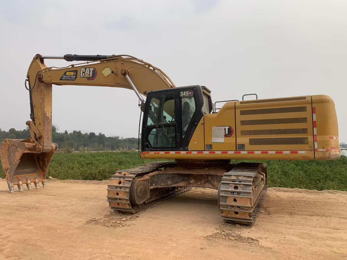 Buy Caterpillar 345B Used Excavator / 5
