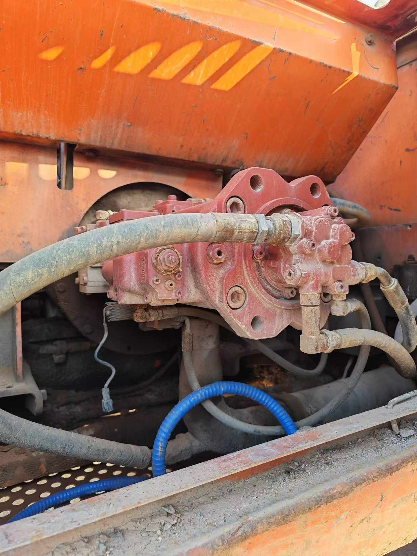 Buy Doosan DH300-7 Used Excavator / 7