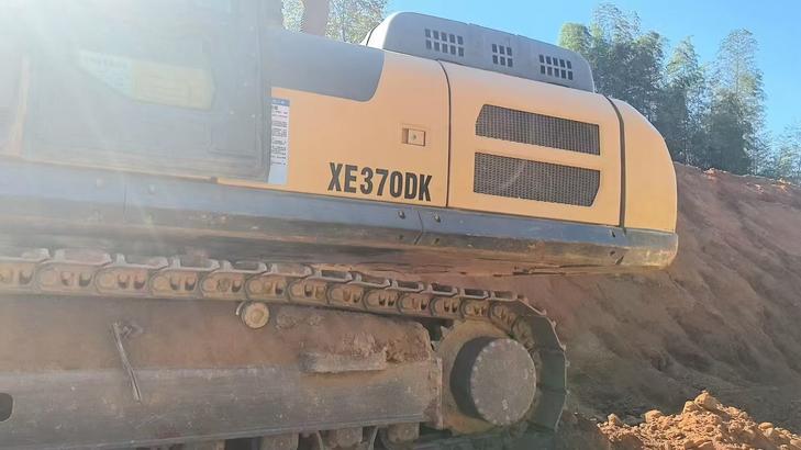 Buy XCMG XE370 Used Excavator / 1