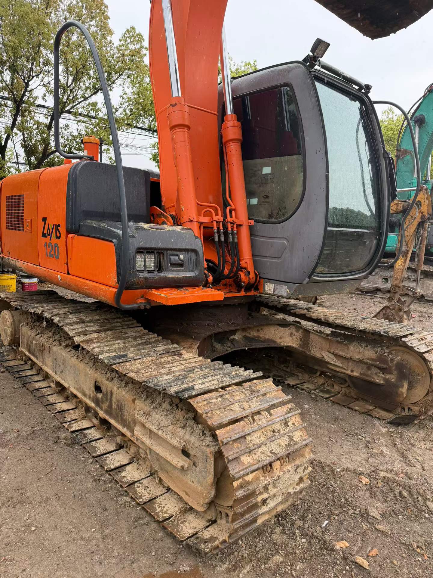 Buy Hitachi EX120-6 Used Excavator / 3