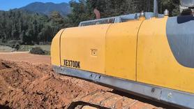 Buy XCMG XE370 Used Excavator / 2 Buy XCMG XE370 Used Excavator / 2