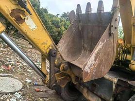 Buy Komatsu PC150-5 Used Excavator / 2 Buy Komatsu PC150-5 Used Excavator / 2
