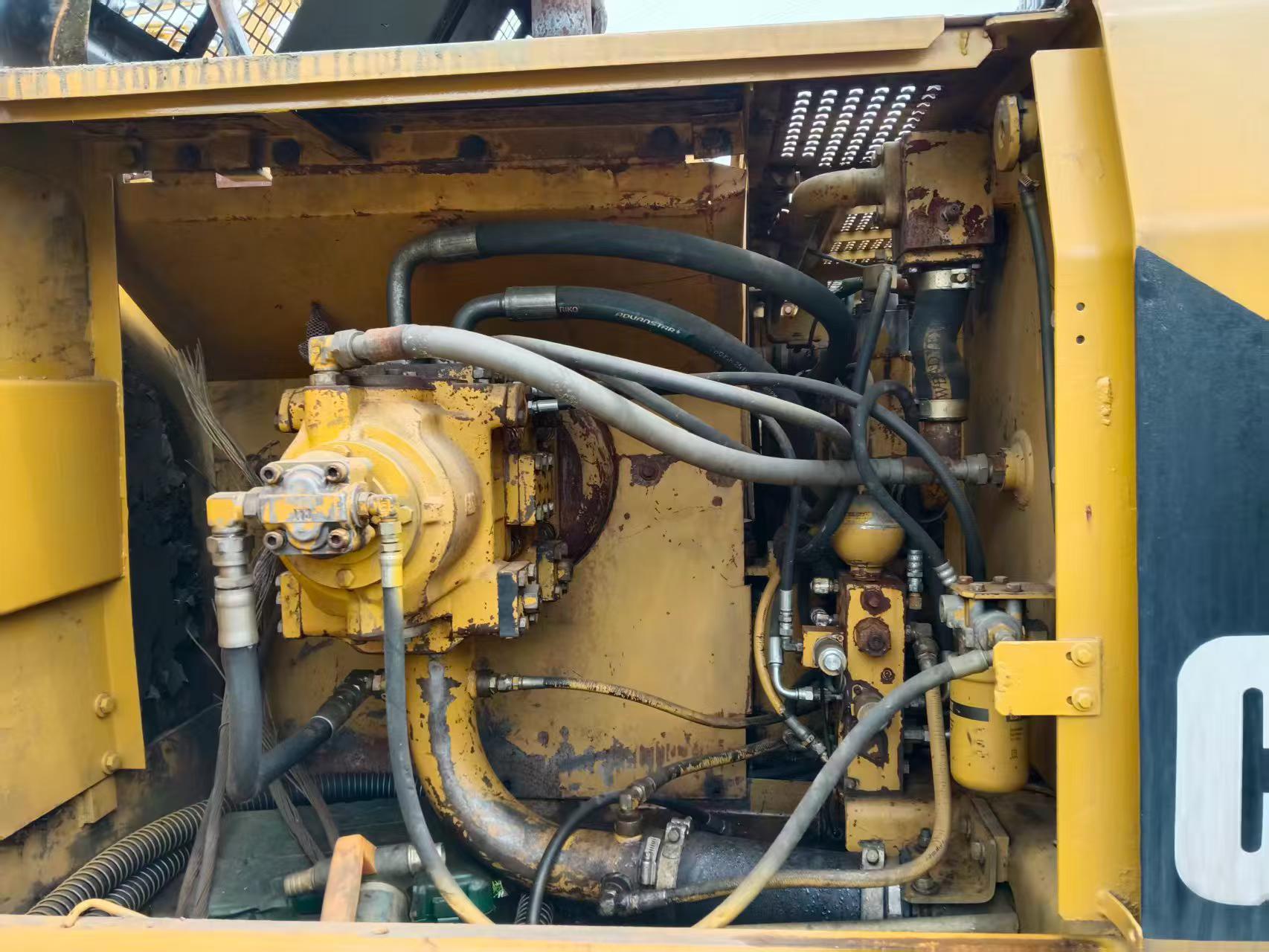 Buy Caterpillar 320V2 Used Excavator / 7 Buy Caterpillar 320V2 Used Excavator / 7