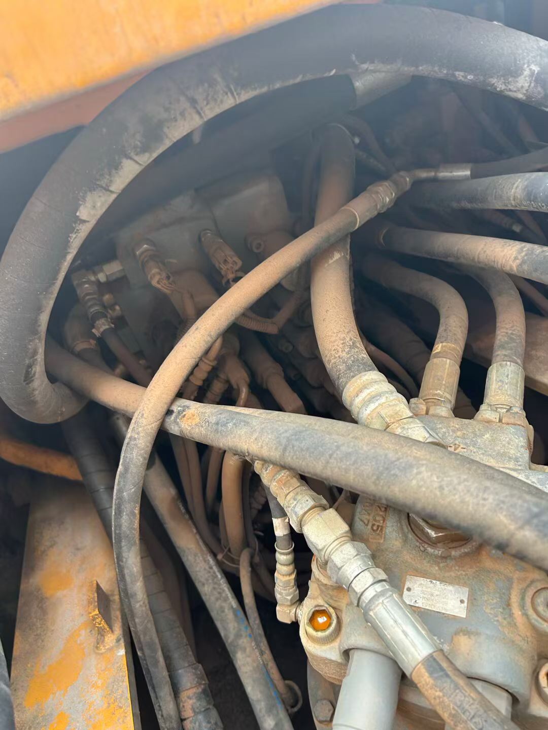 Buy Kato HD820 Used Excavator / 2