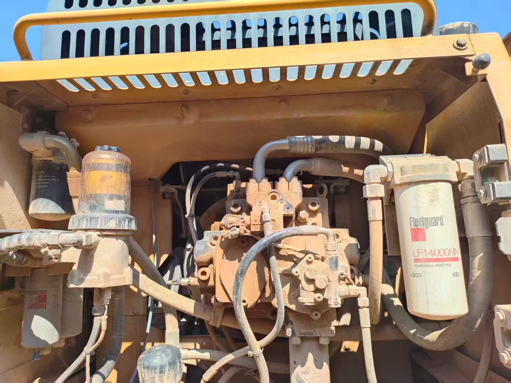 Buy XCMG XE490D Used Excavator / 8 Buy XCMG XE490D Used Excavator / 8