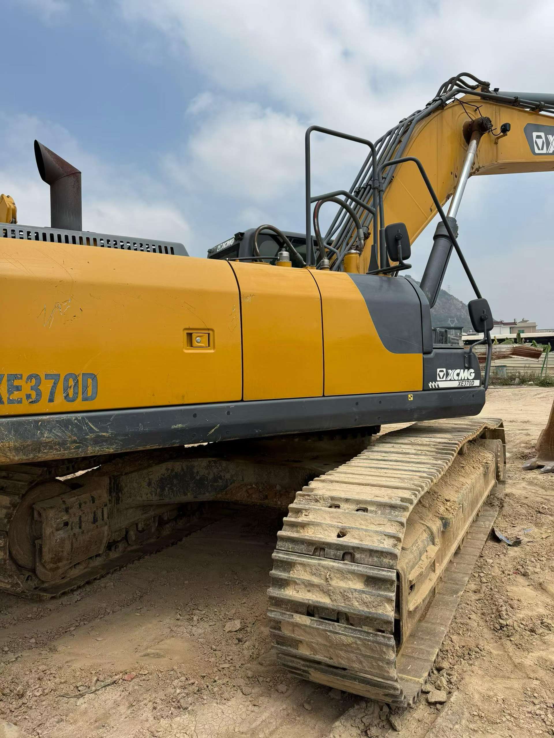 Buy XCMG XE370 Used Excavator / 4 Buy XCMG XE370 Used Excavator / 4