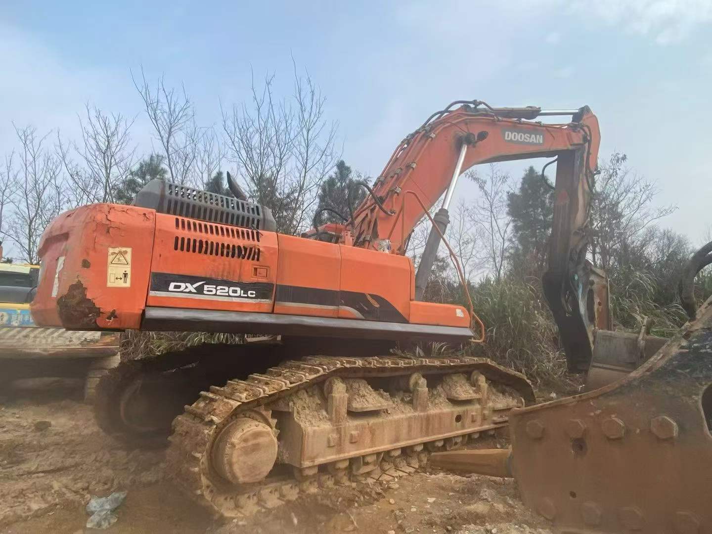Buy Doosan DX520LC Used Excavator / 3 Buy Doosan DX520LC Used Excavator / 3