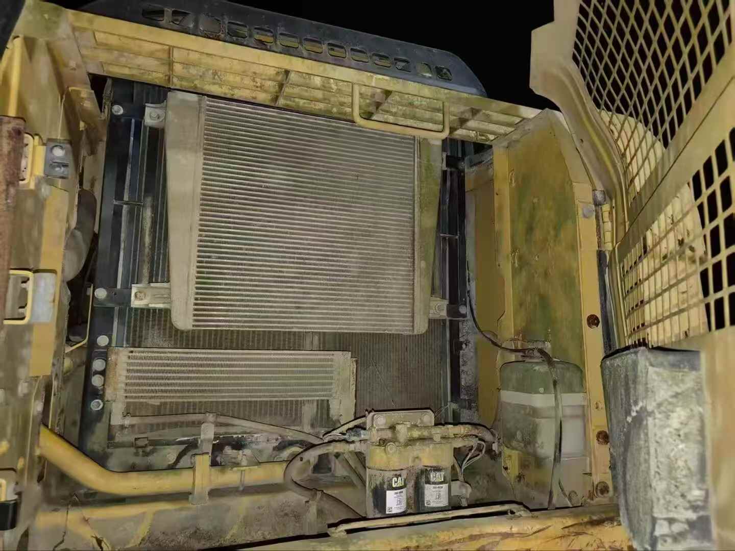 Buy Caterpillar 330B Used Excavator / 5