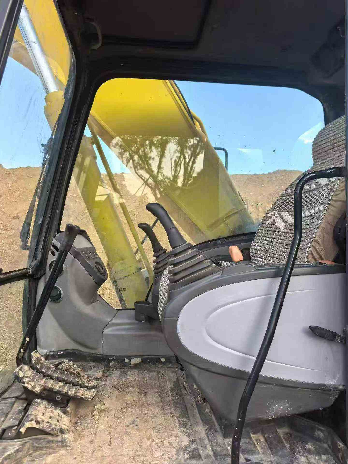 Buy Sumitomo SH210-5 Used Excavator / 3