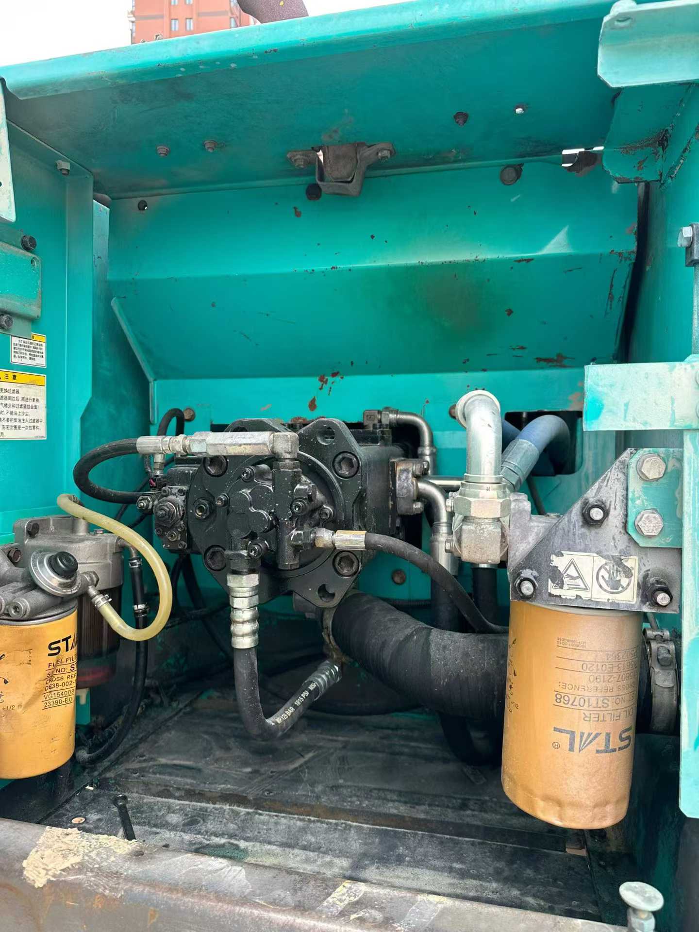 Buy Kobelco SK210-6 Used Excavator / 3