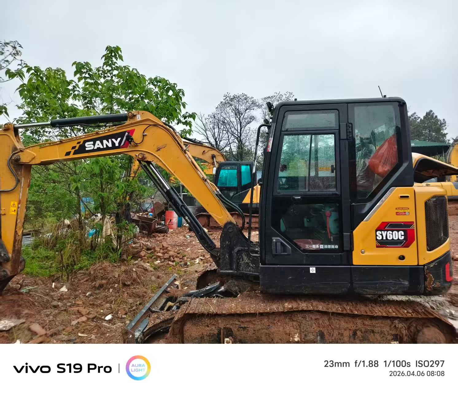 Buy Sany SY60 Used Excavator / 3