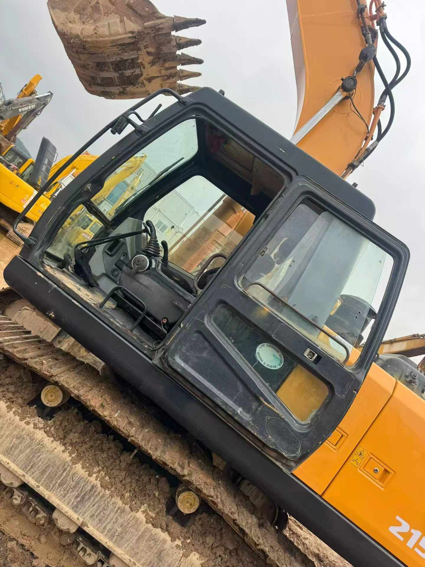 Buy Hyundai R215-7 Used Excavator / 3