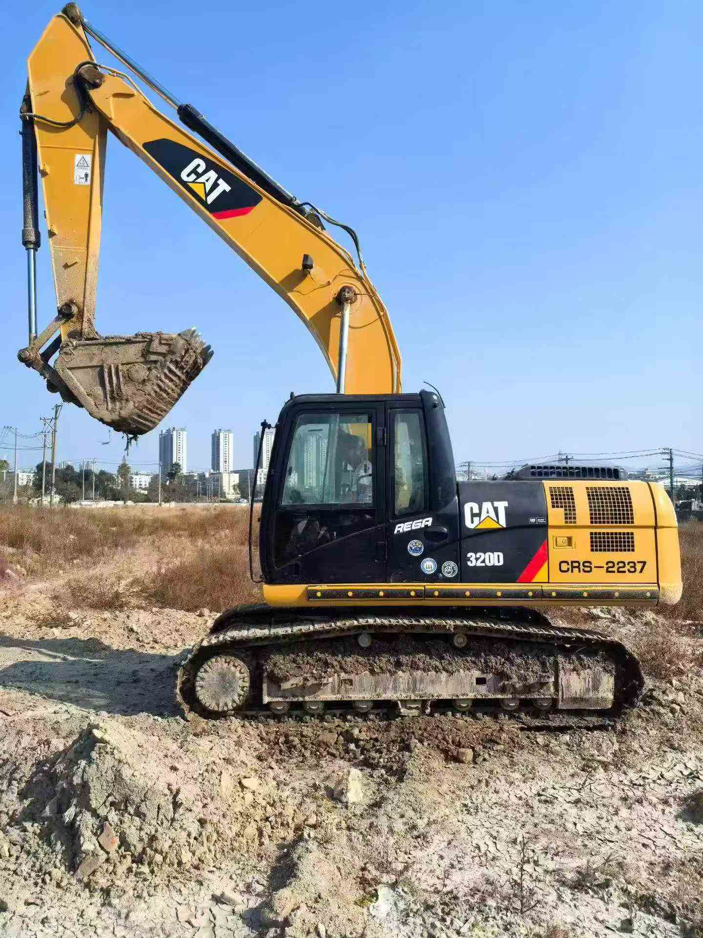 Buy Caterpillar 320A Used Excavator / 4