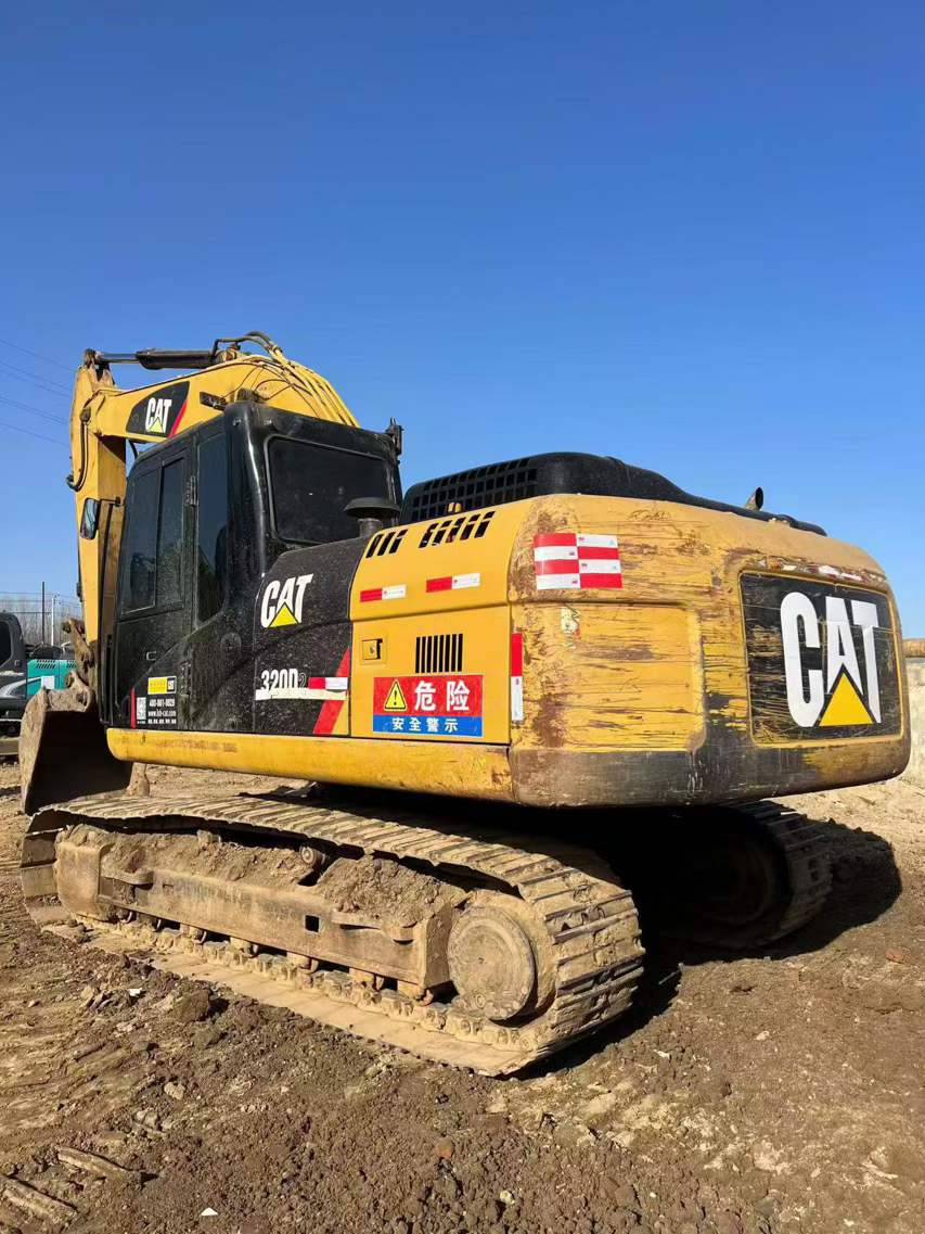 Buy Caterpillar 320D2GC Used Excavator / 2