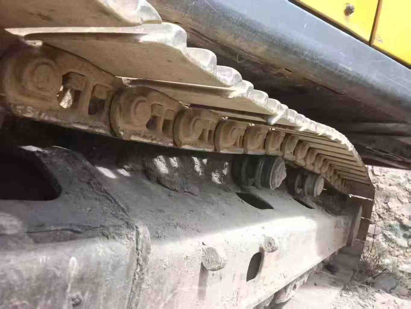 Buy Volvo EC220D Used Excavator / 4