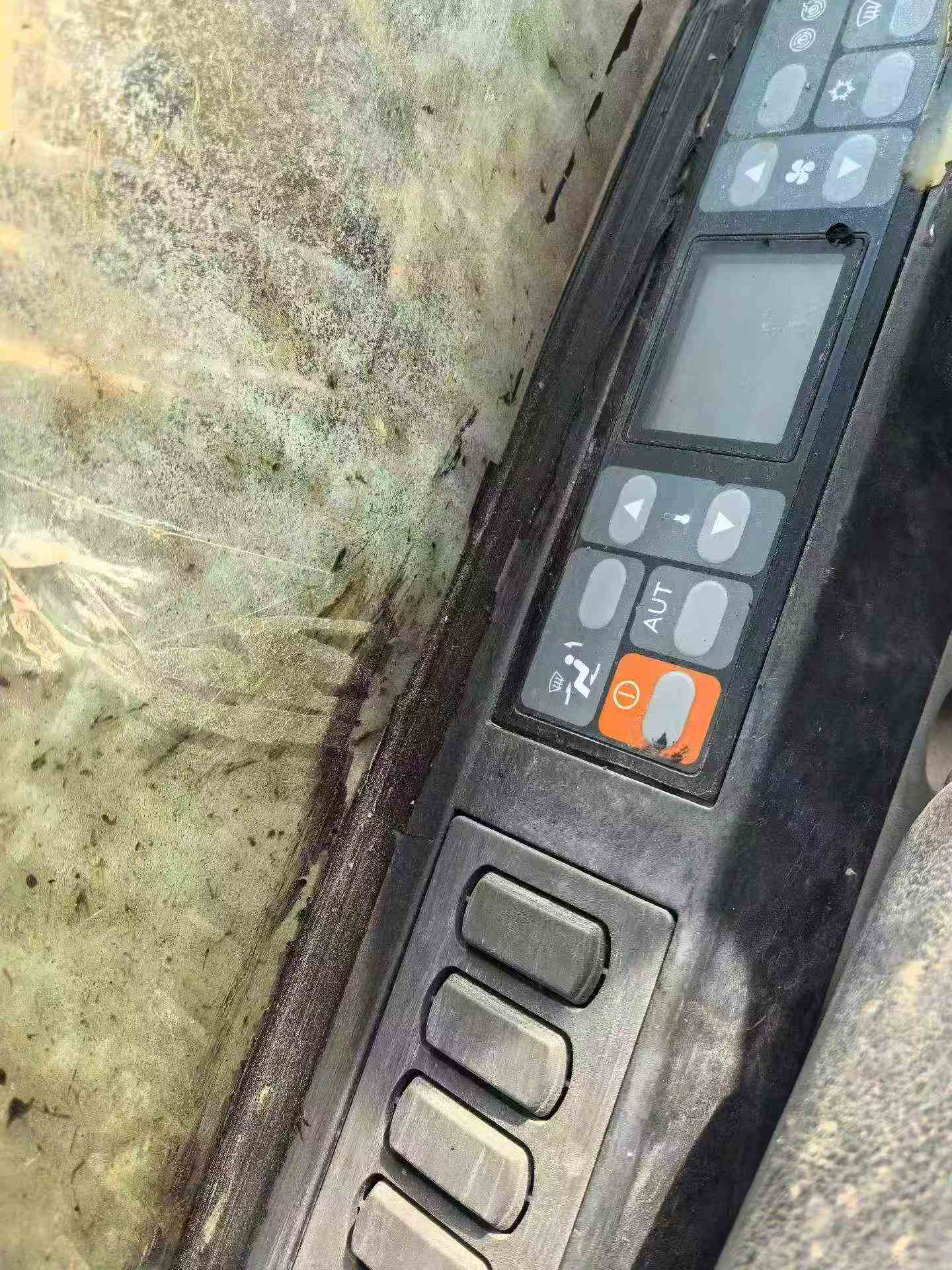 Buy Caterpillar 320A Used Excavator / 9