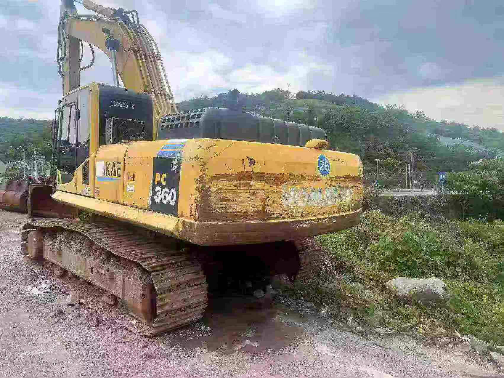 Buy Komatsu PC350 Used Excavator / 2