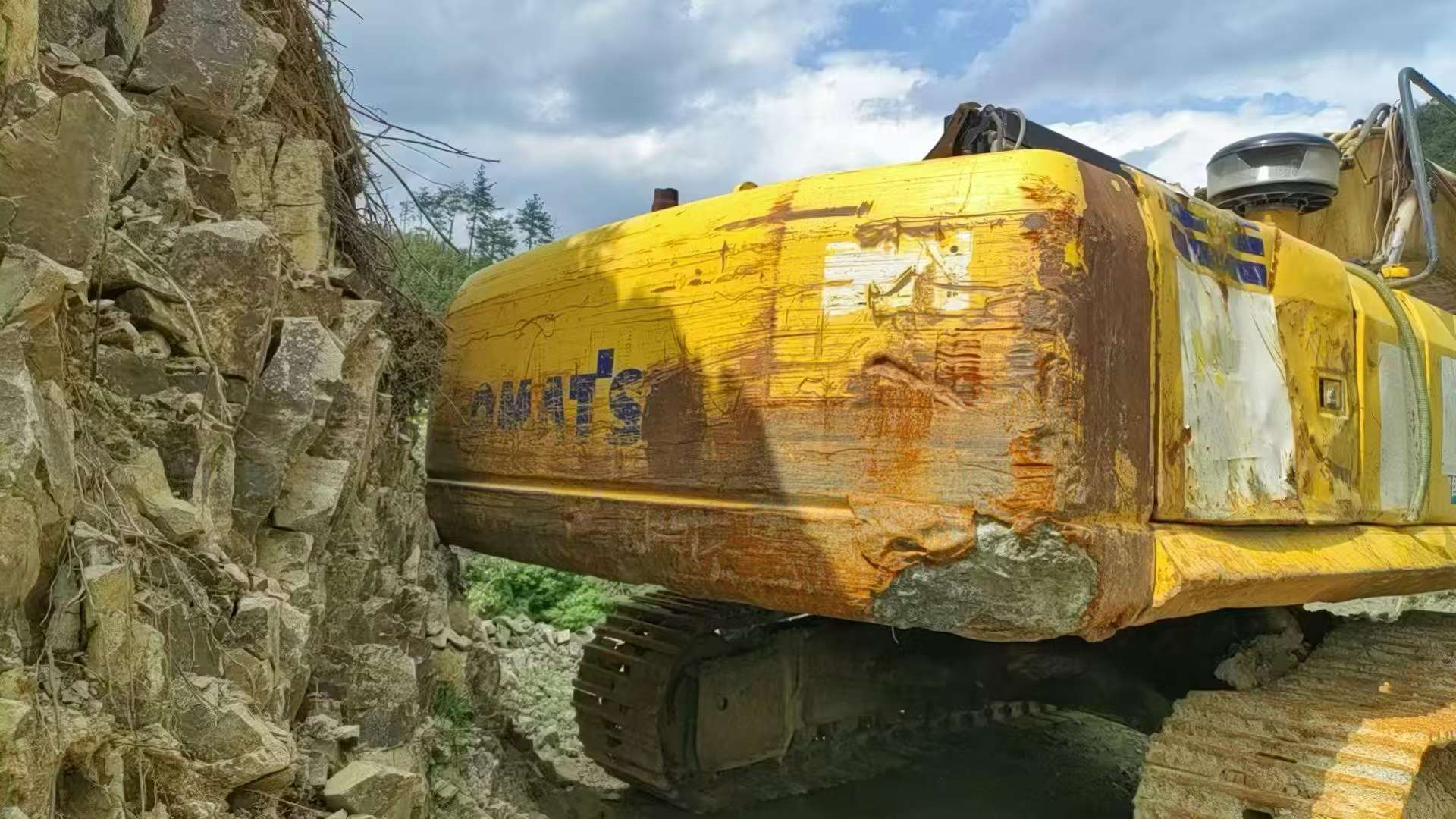 Buy Komatsu PC360-7 Used Excavator / 3