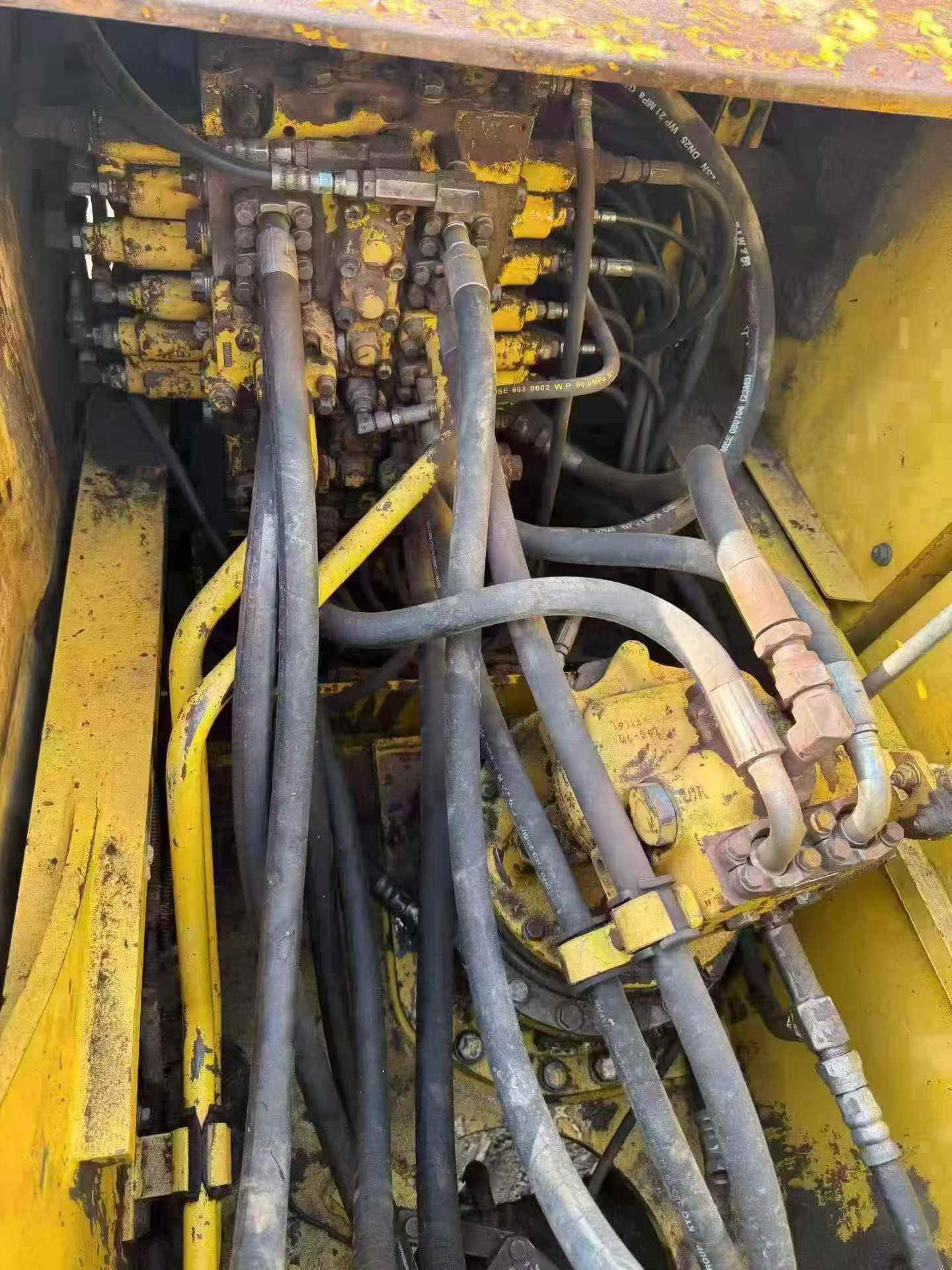 Buy Komatsu PC200-8 Used Excavator / 7