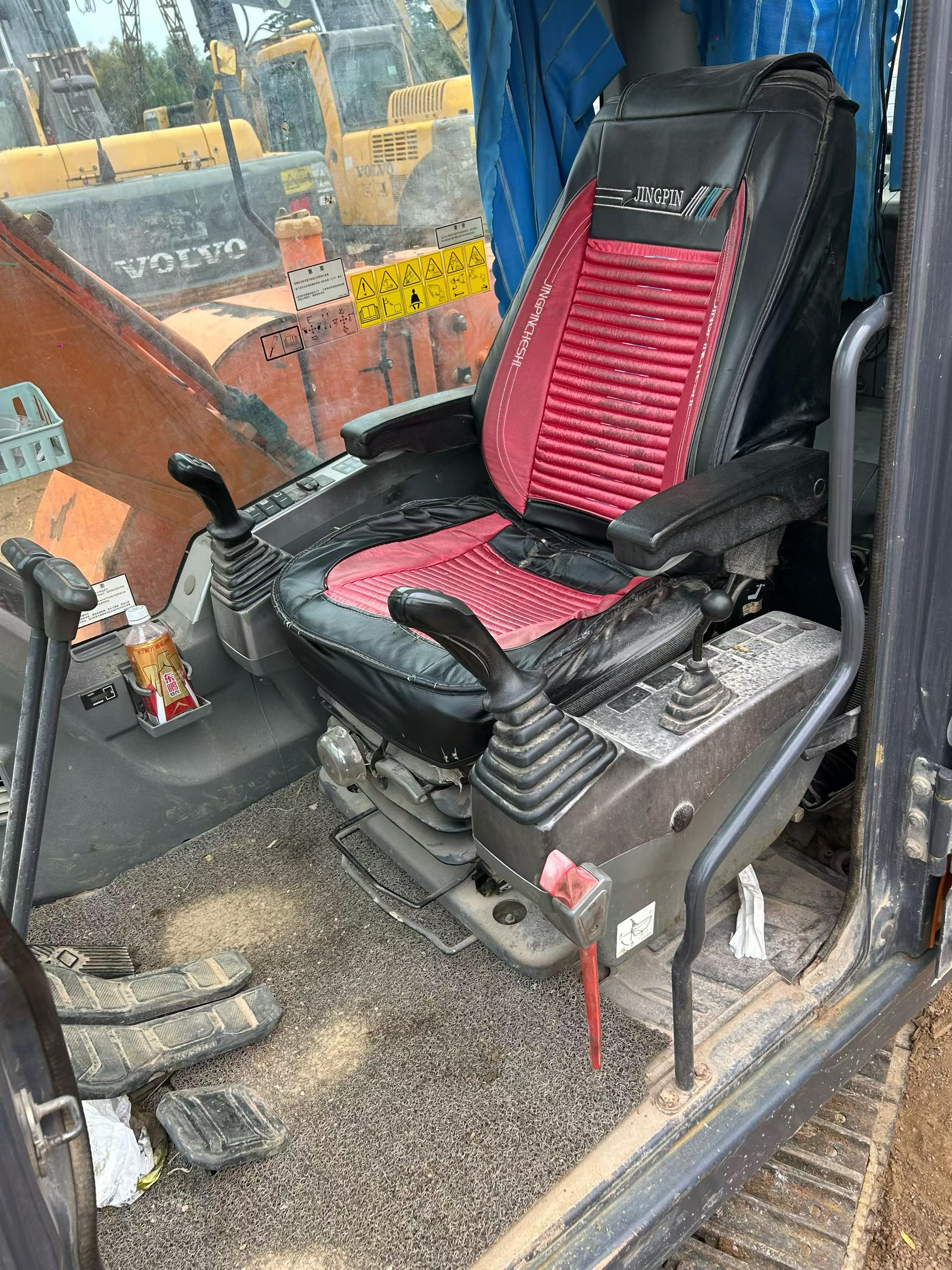 Buy Doosan DX75 Used Excavator / 7