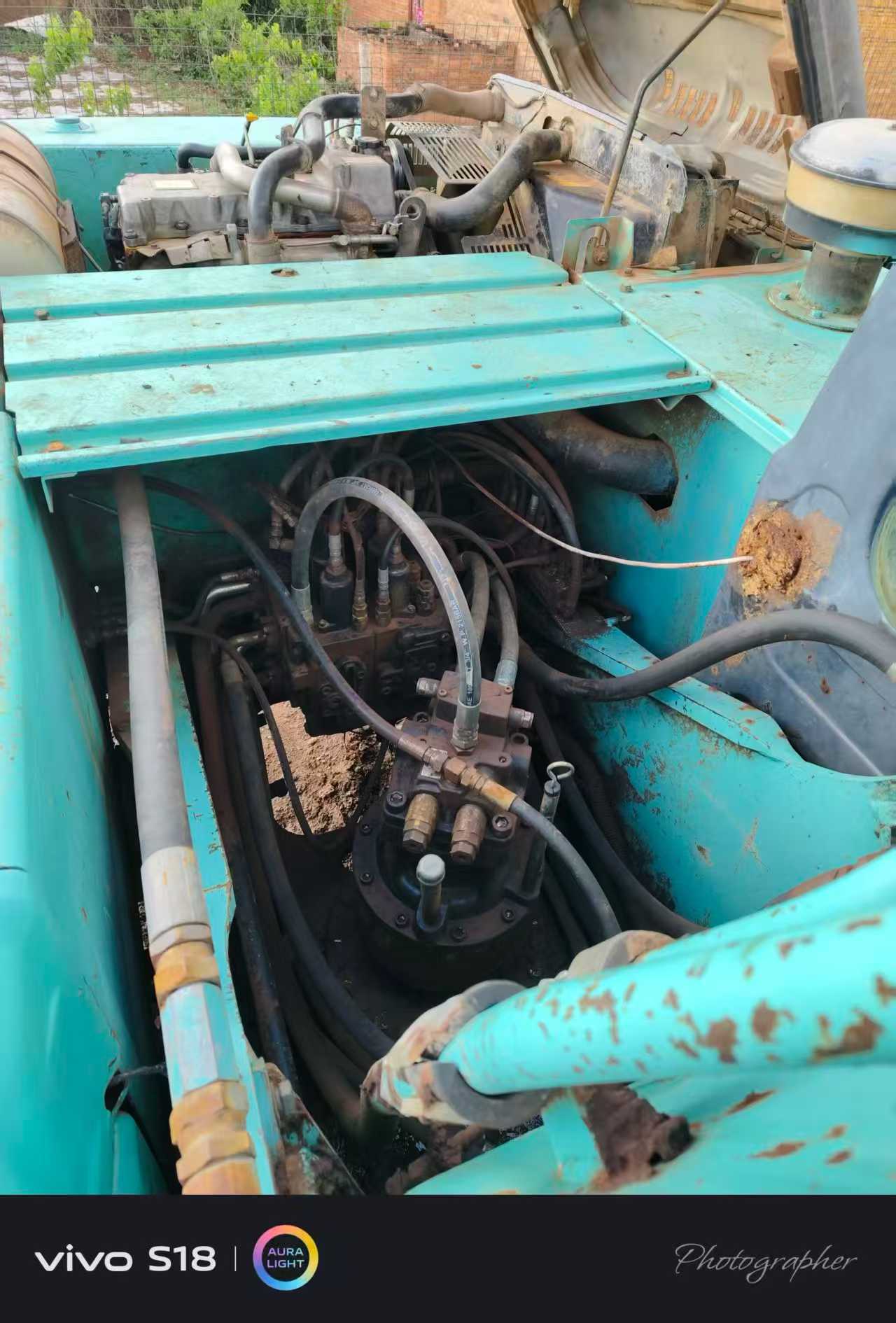 Buy Kobelco SK2008 Used Excavator / 2