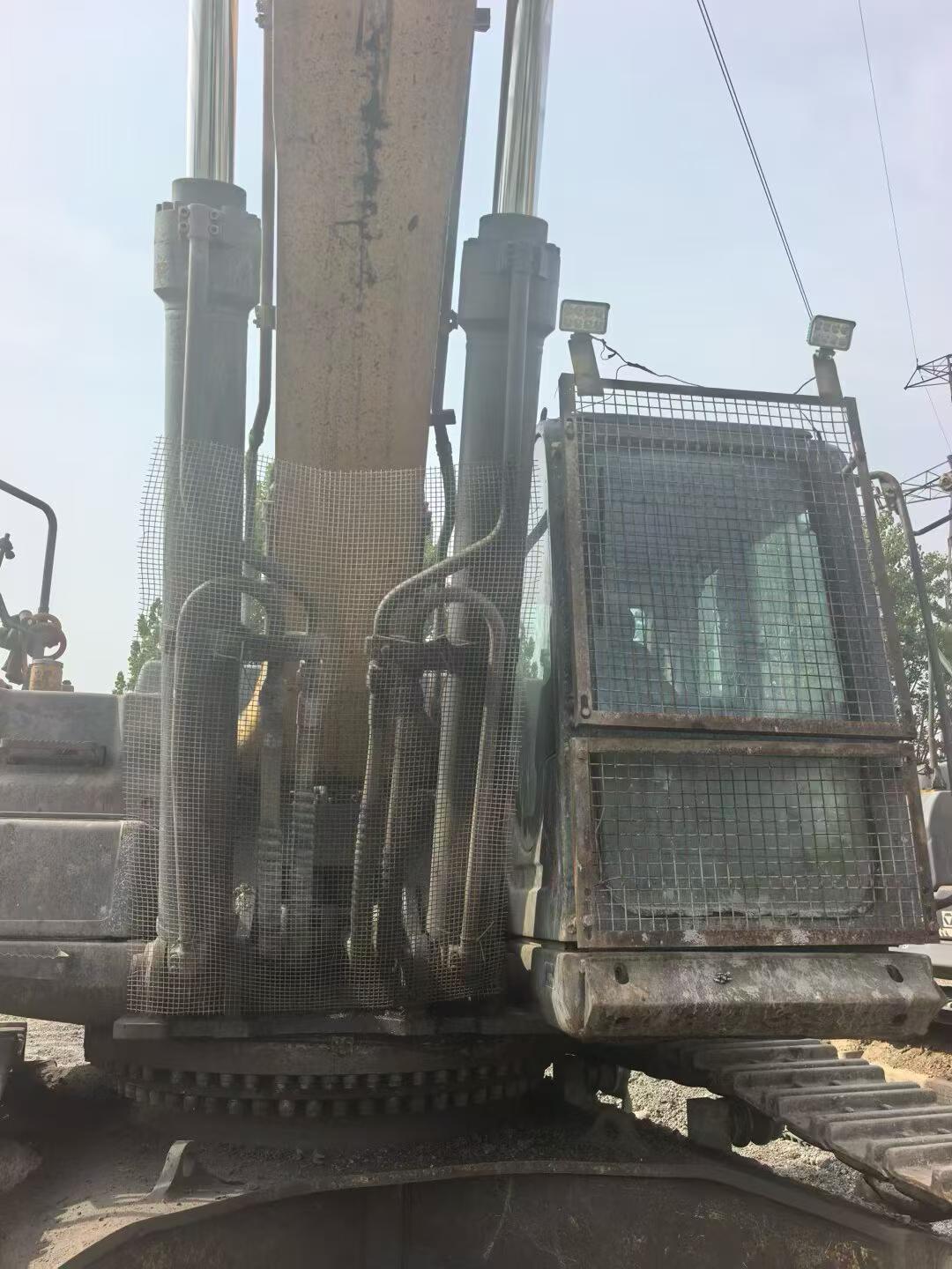 Buy XCMG XE490D Used Excavator / 2