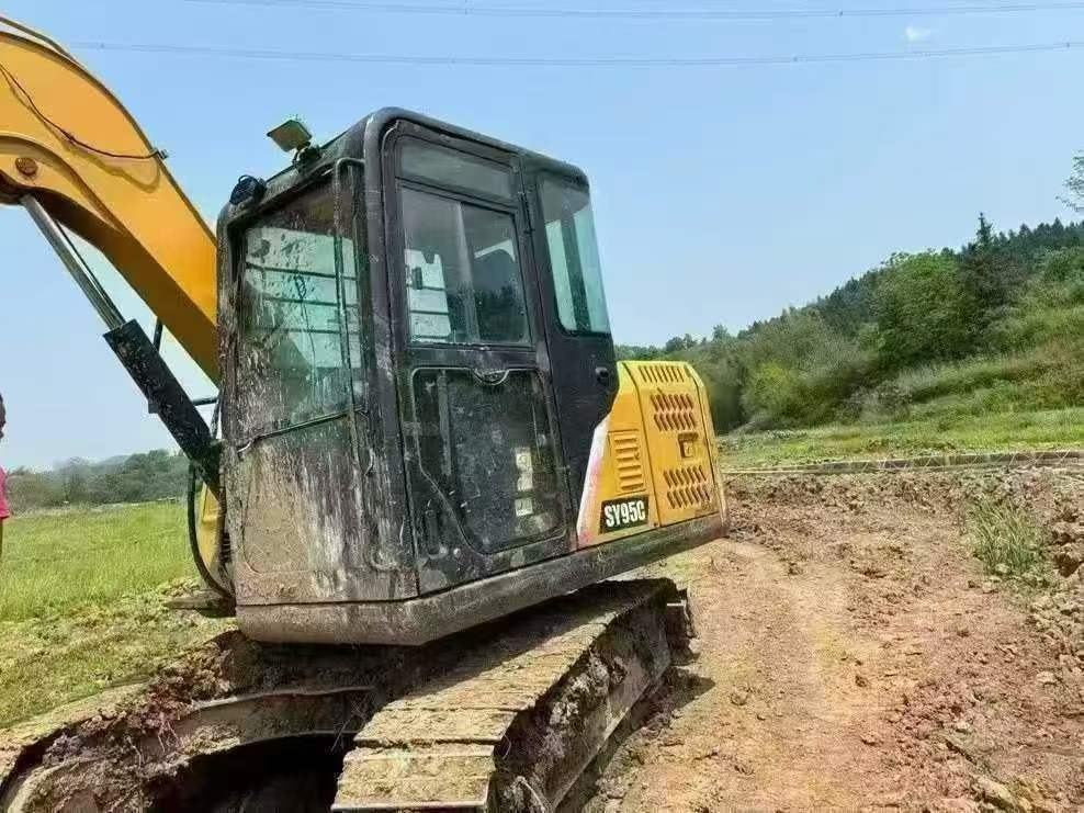 Buy Sany SY75 Used Excavator / 5