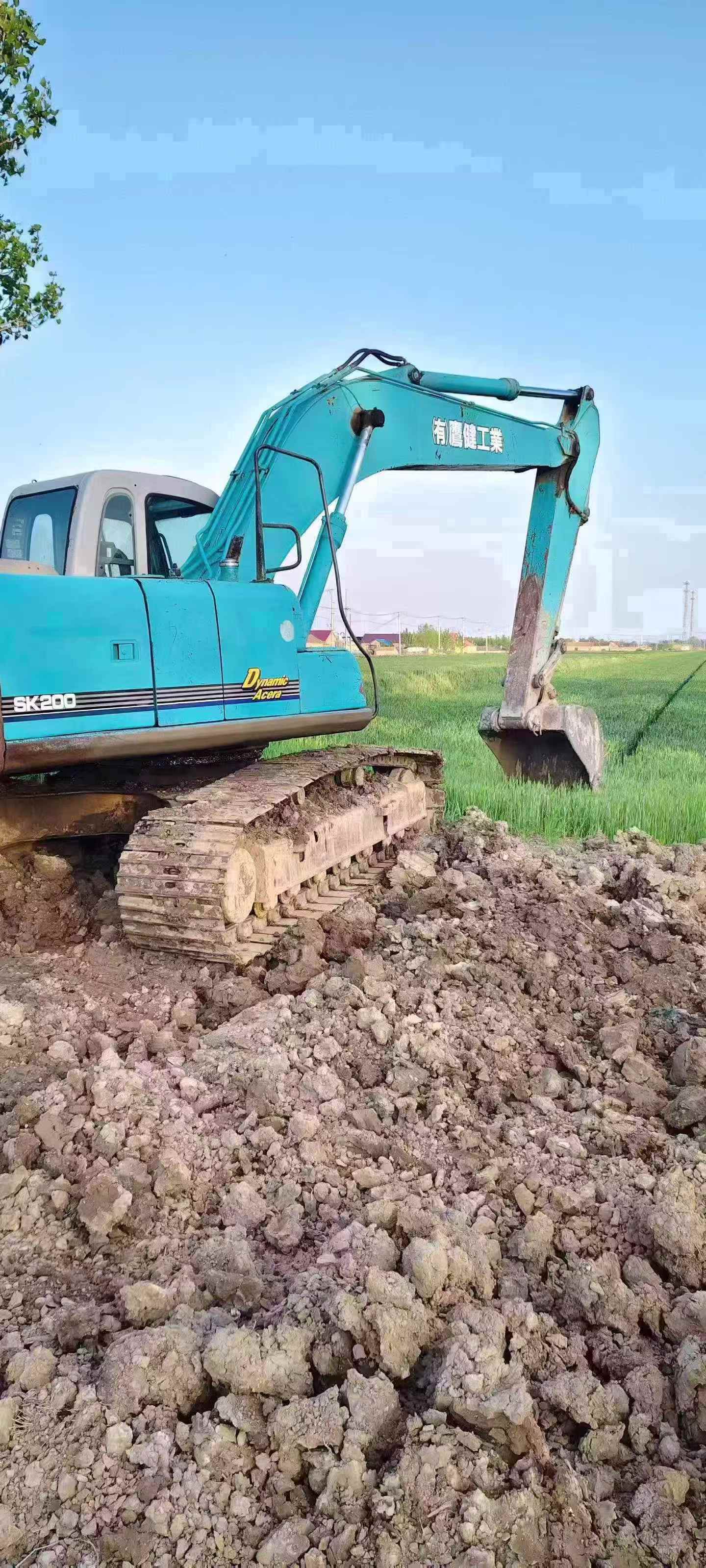 Buy Kobelco SK200-9 Used Excavator / 6