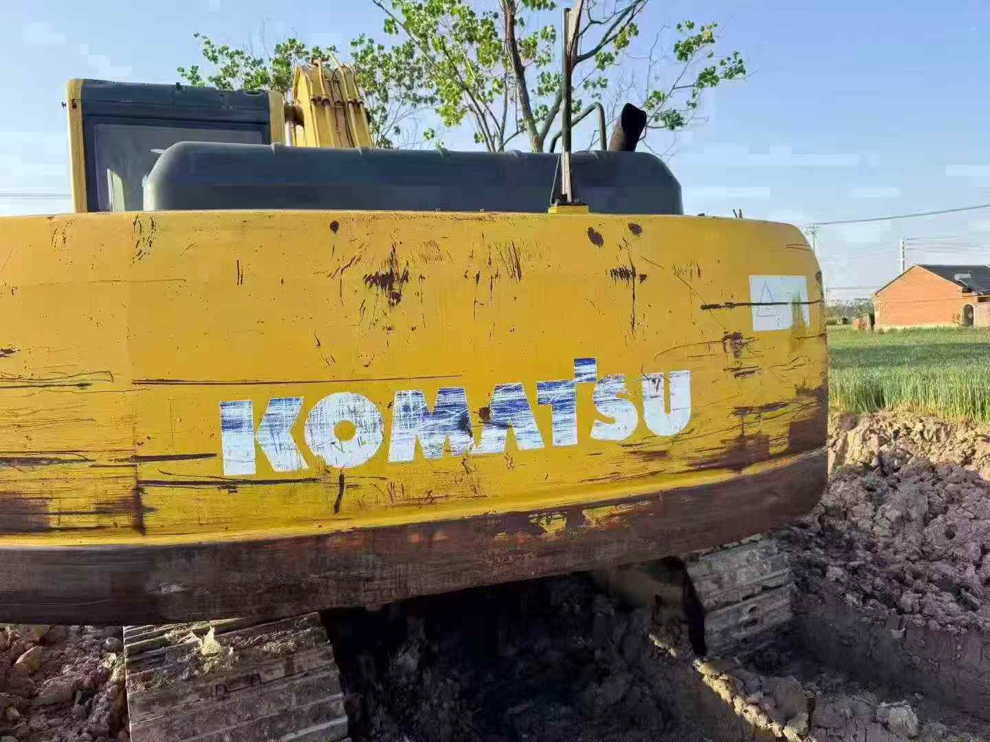 Buy Komatsu PC200-8 Used Excavator / 3
