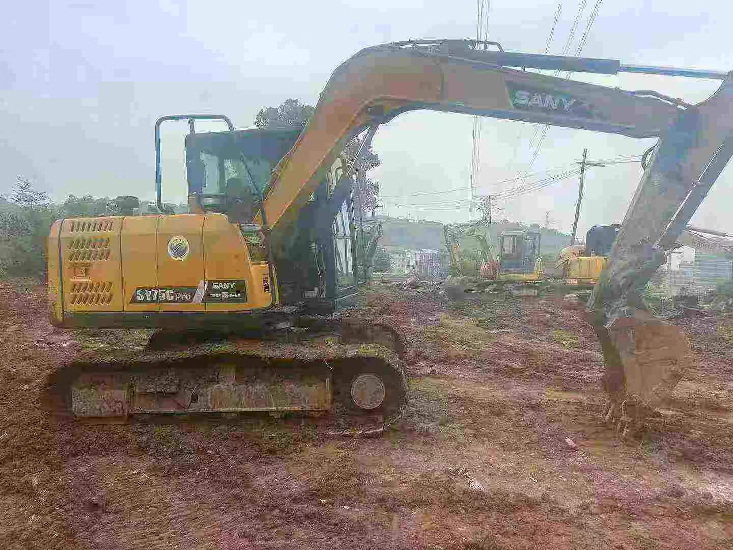 Buy Sany SY70C Used Excavator / 3