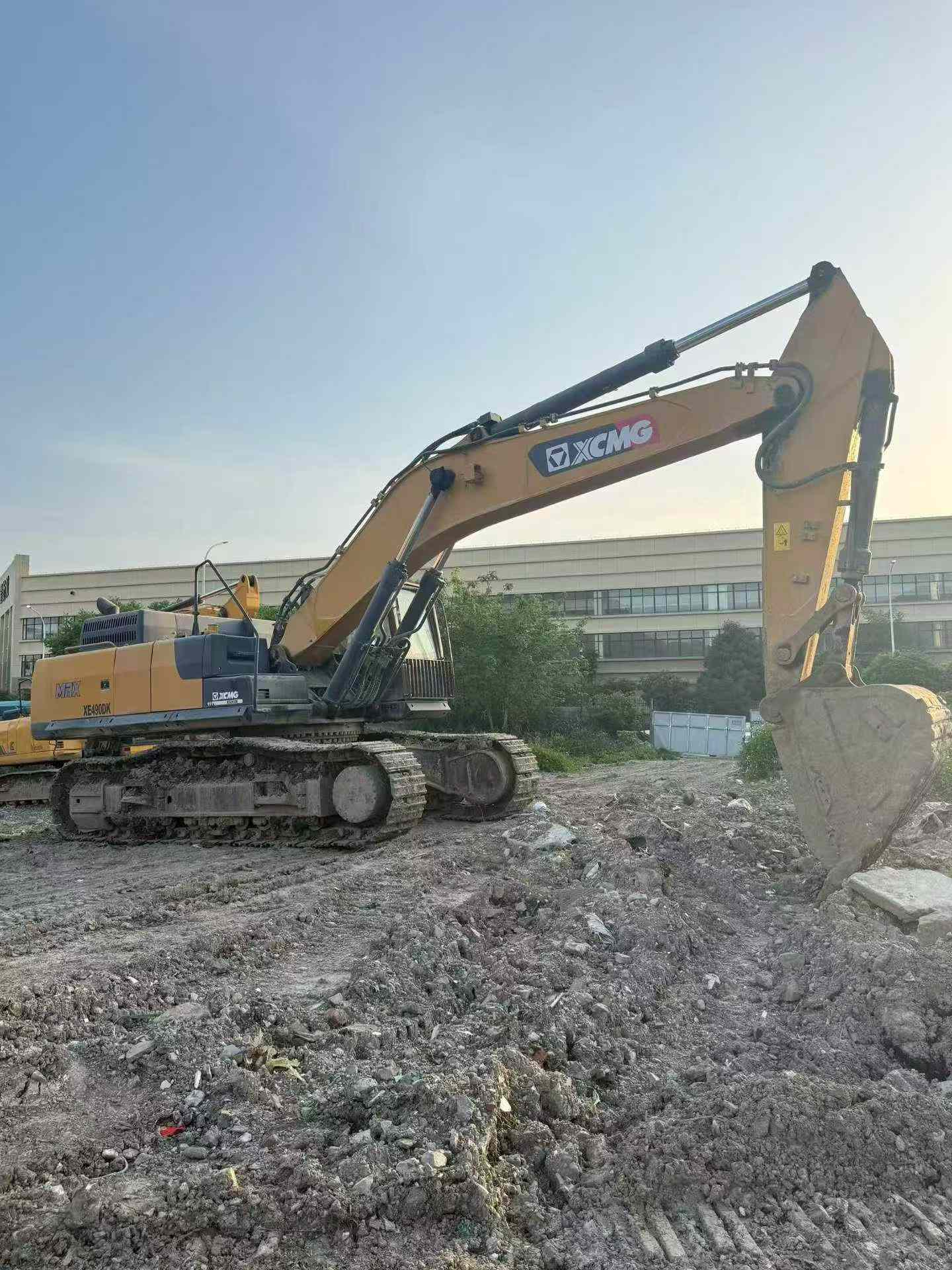 Buy XCMG XE490DK Used Excavator / 3