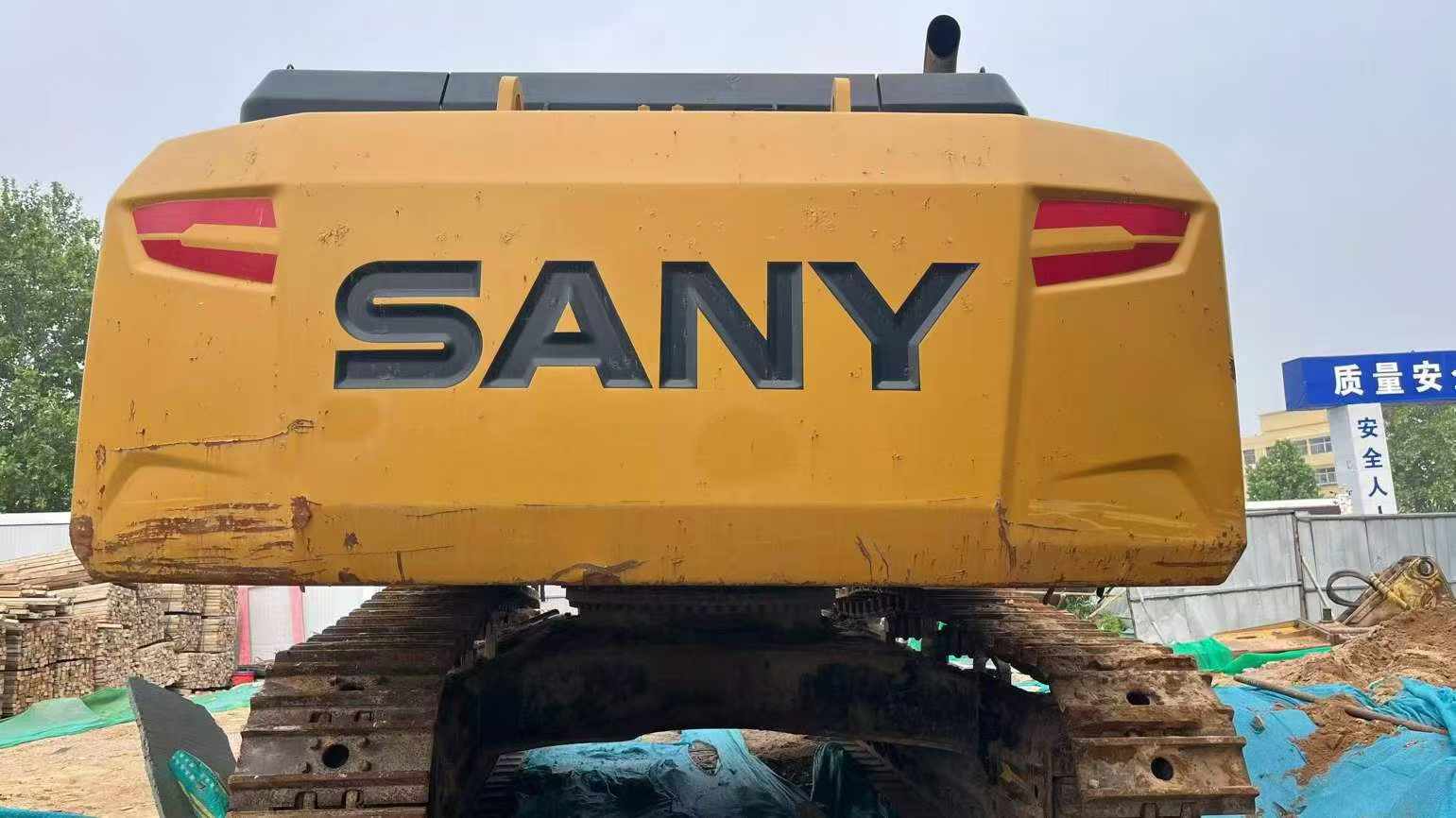 Buy Sany SY550H Used Excavator / 4