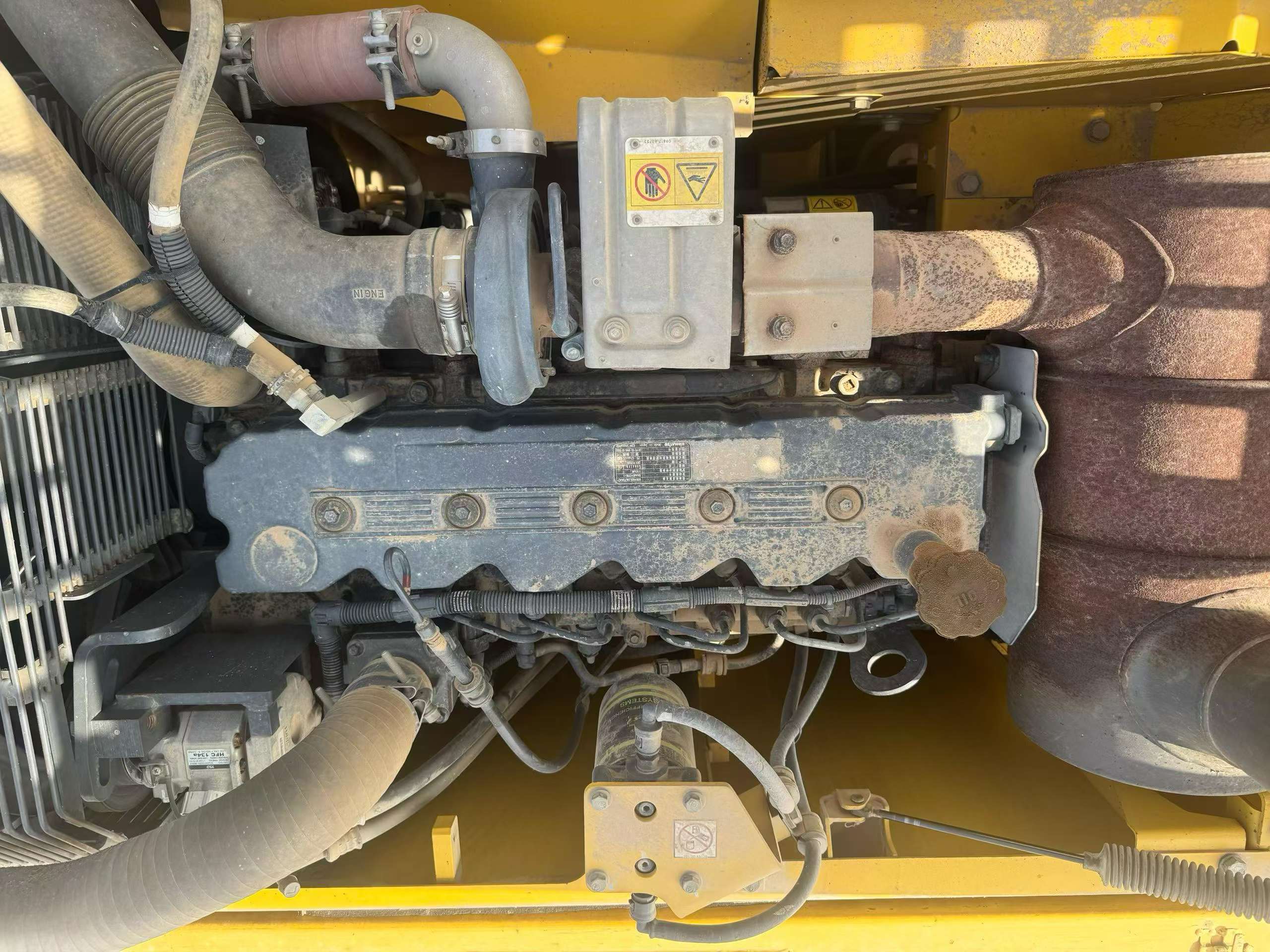 Buy Komatsu PC200 Used Excavator / 6