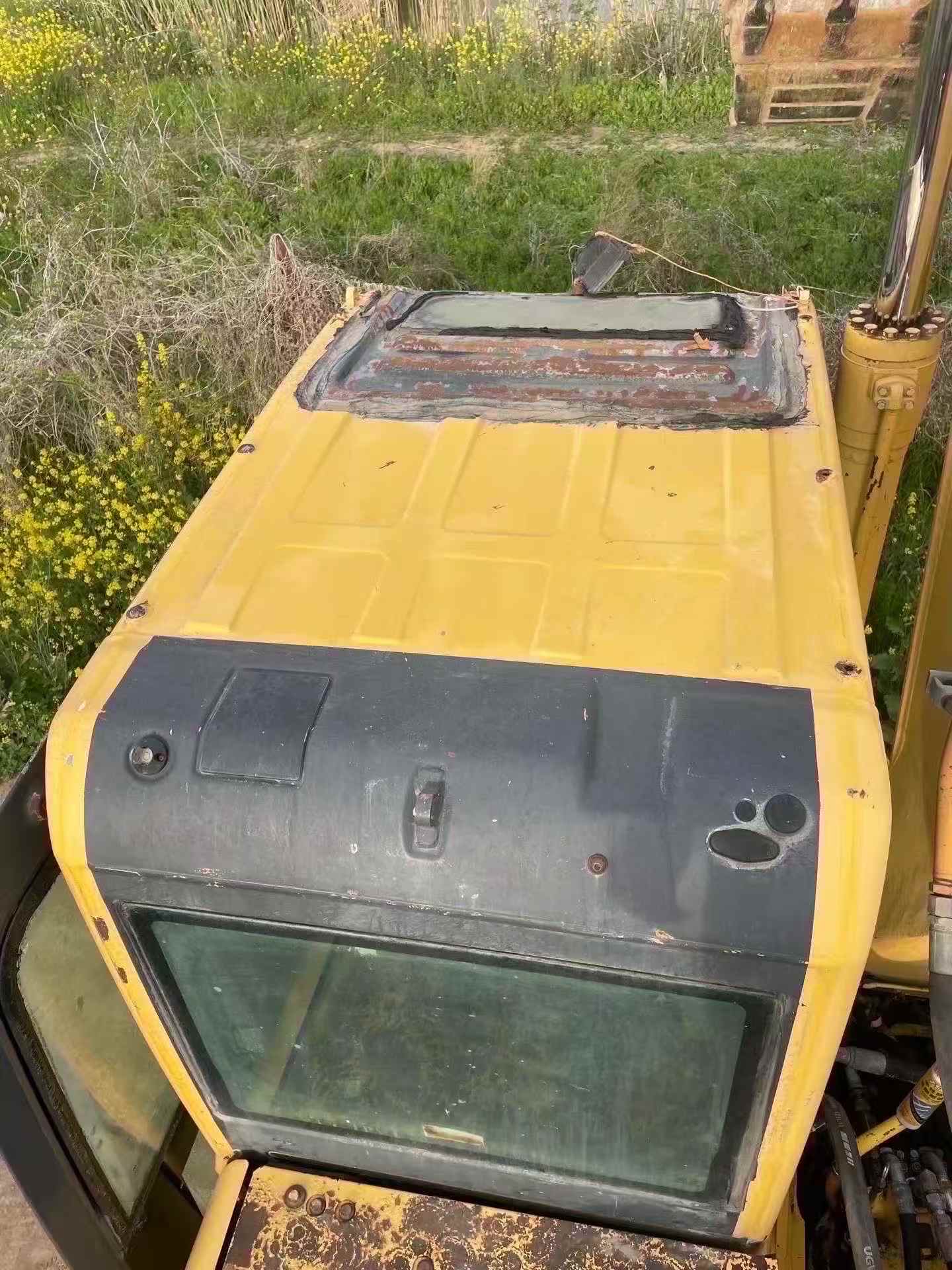 Buy Komatsu PC200-8 Used Excavator / 5