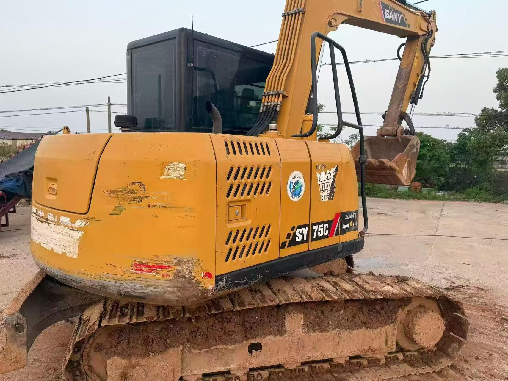 Buy Sany SY75 Used Excavator / 3