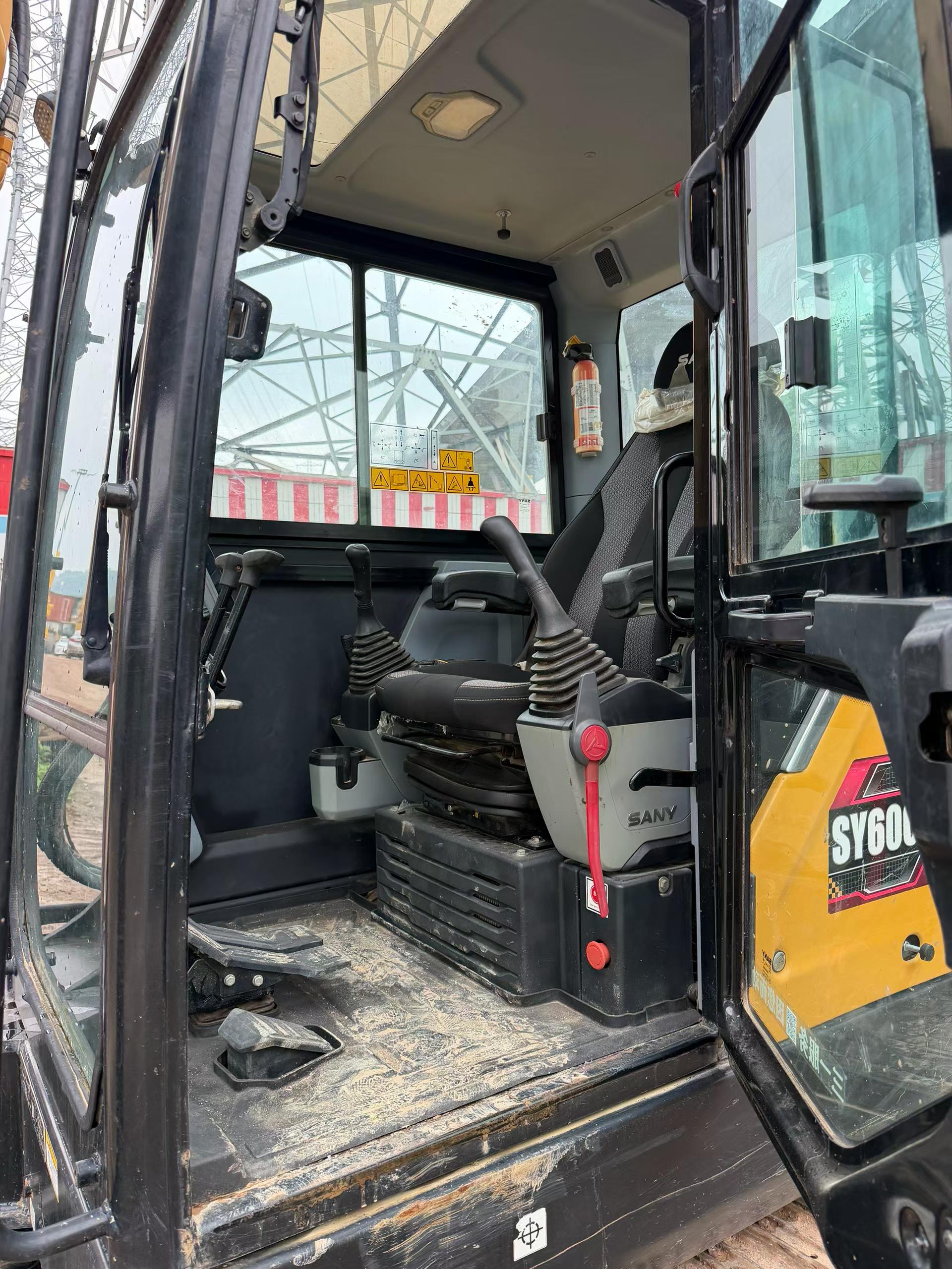 Buy Sany SY60 Used Excavator / 4