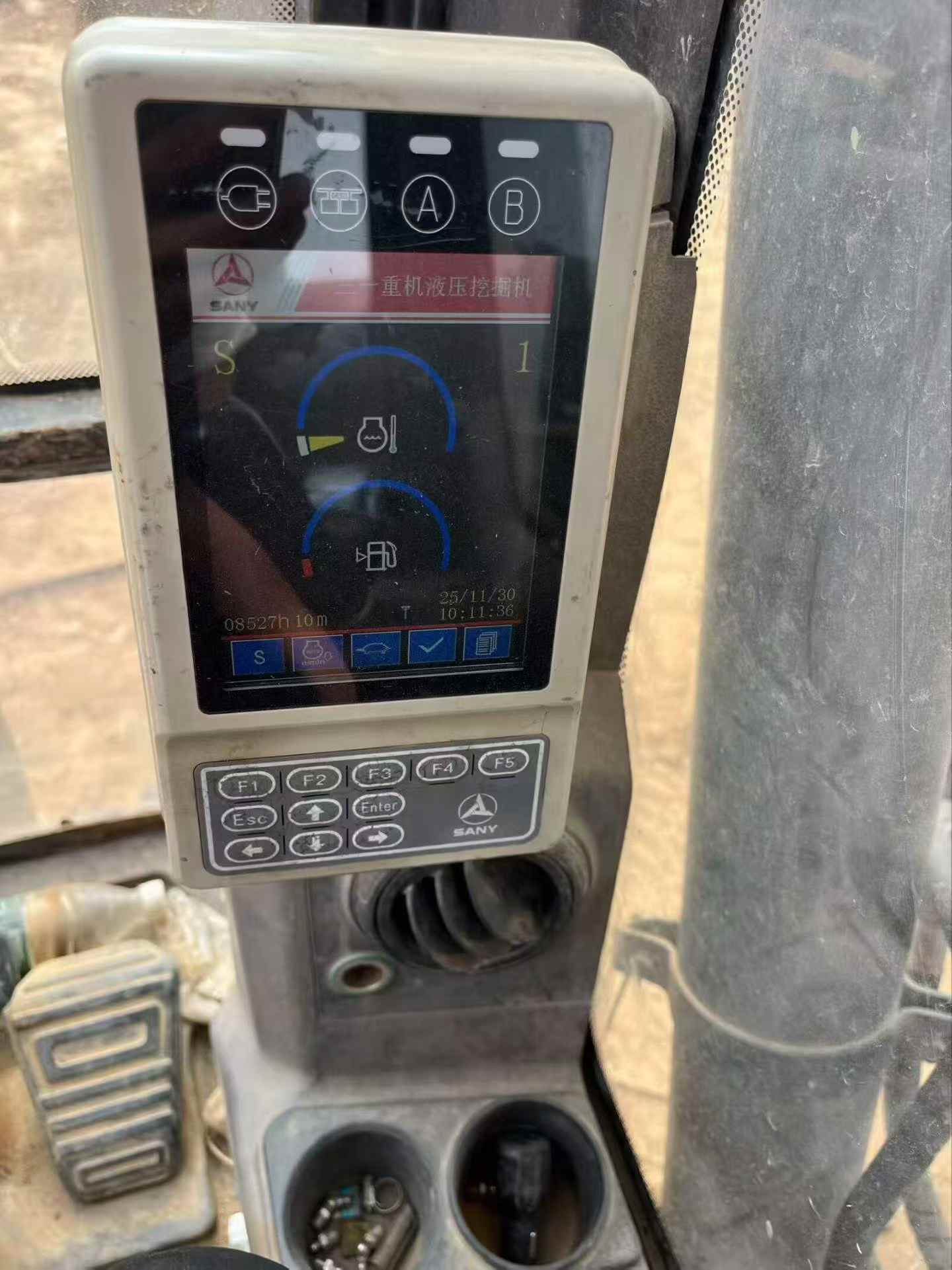 شراء حفارة Sany SY215C مستعملة / 7