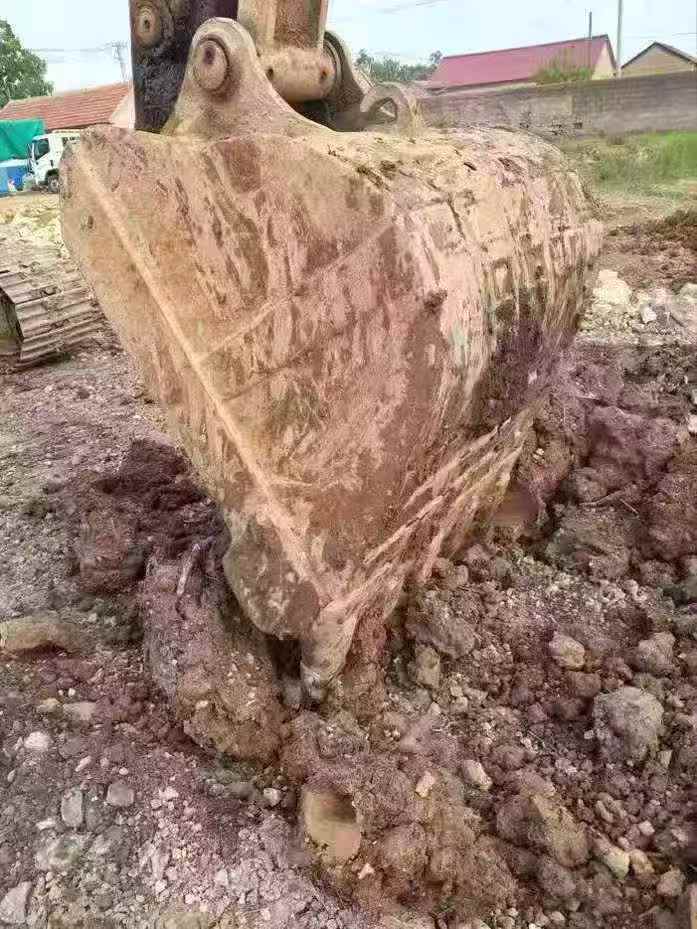 Buy Komatsu PC200-8 Used Excavator / 9